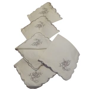 Napkins Beige 1920-1949 Time Period Manufactured Collectible Napkins Embroidered